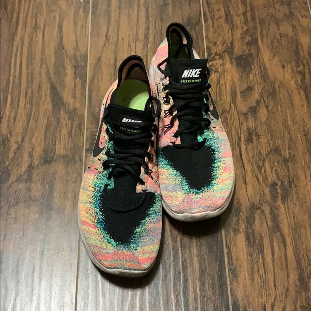Nike Free RN Flyknit shoes
